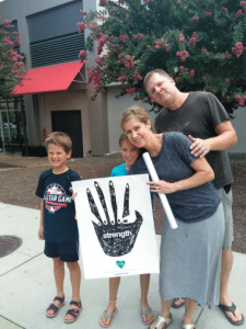 postering to family